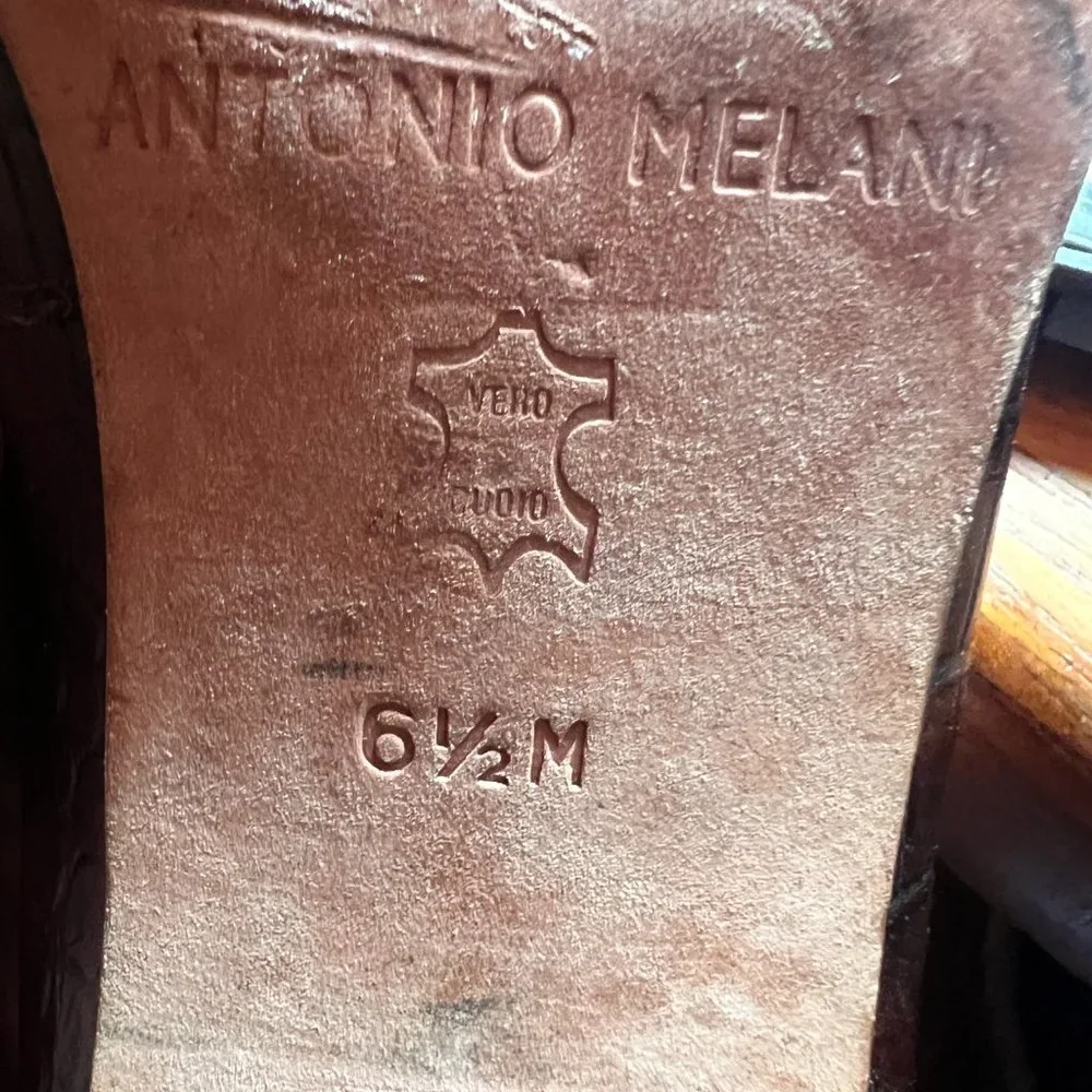 Antonio Melani slip on brown croc patterns size 6.5M